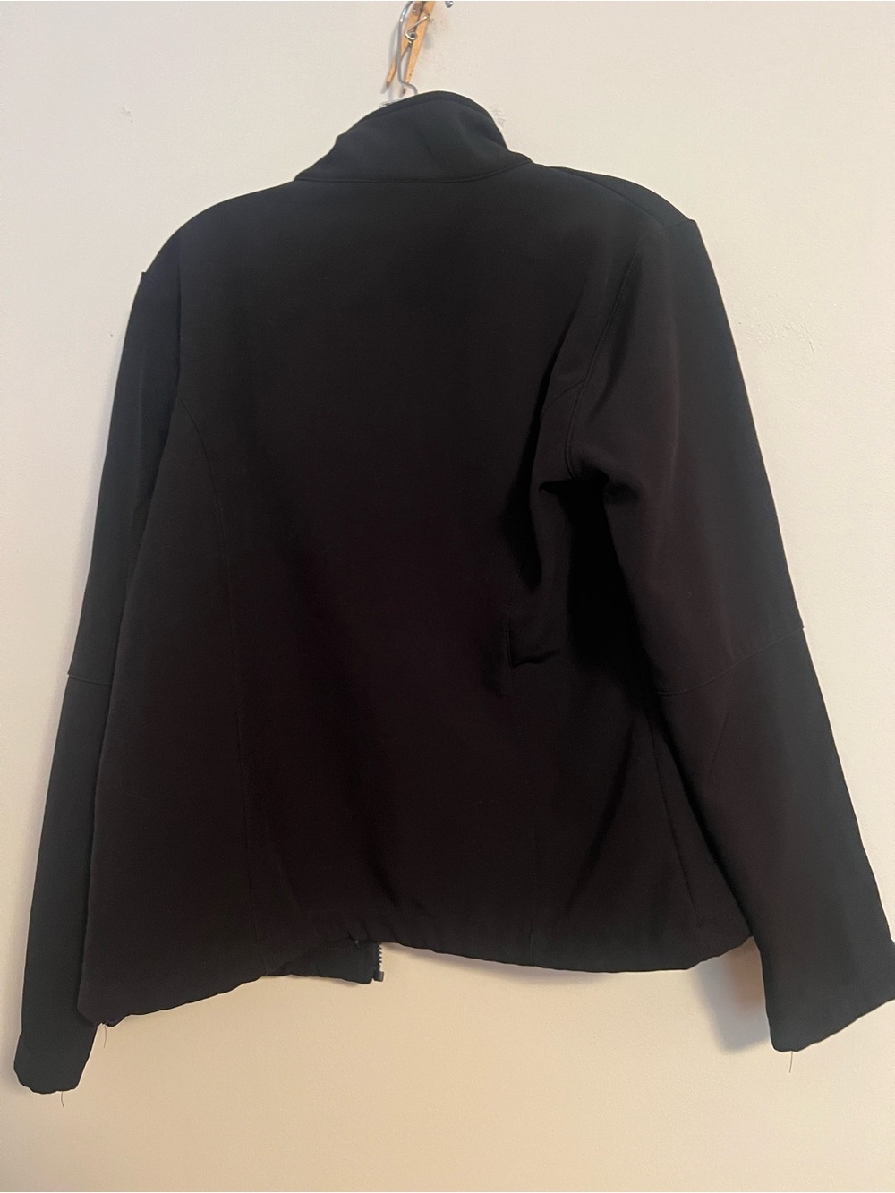 The North Face Black Softshell Jacket - Picture 3 of 5